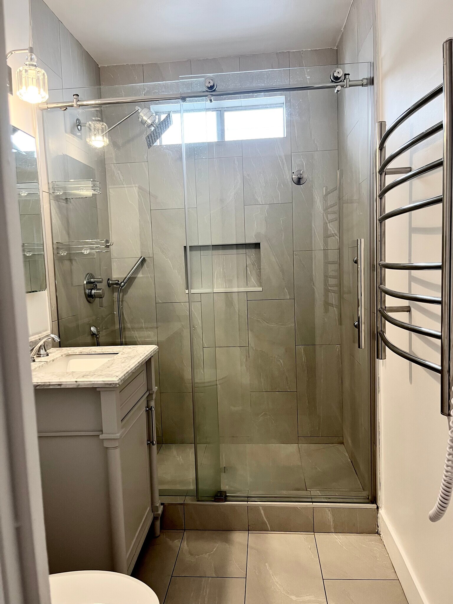 Bathroom - 416 Longfellow Ave