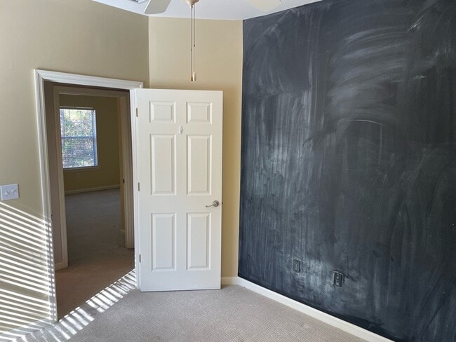 Building Photo - 1325 Stone Rd