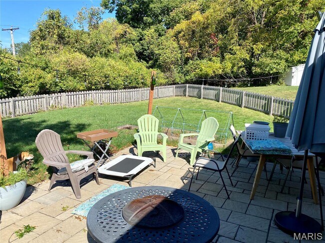 Building Photo - 9 Tree Hill Ct