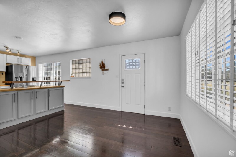 Building Photo - 676 N 1200 W