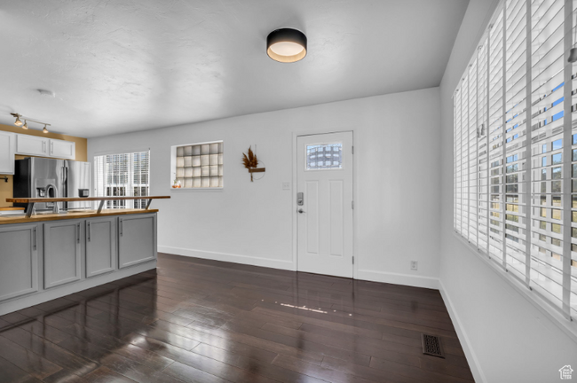 Building Photo - 676 N 1200 W