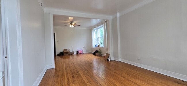Building Photo - 1258 N Kedzie Ave