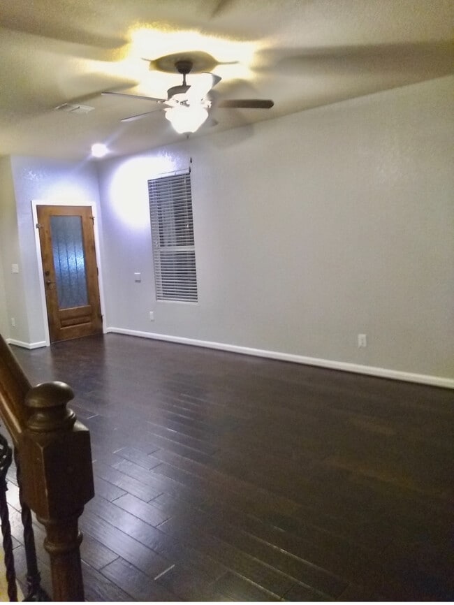 Building Photo - 1514 Chinook