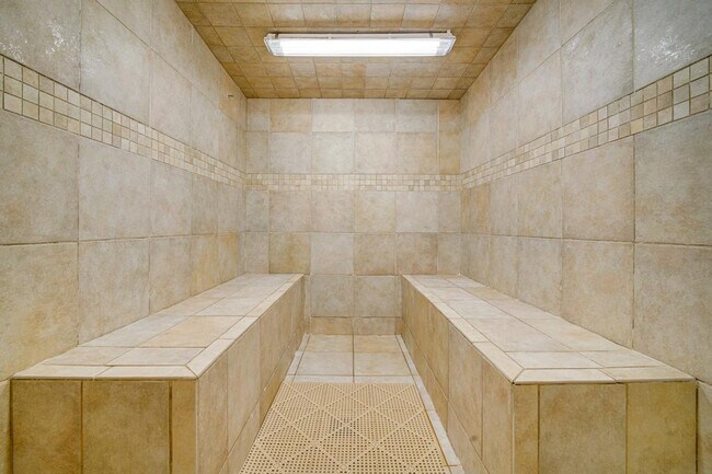 Building Photo - 3101 Boardwalk