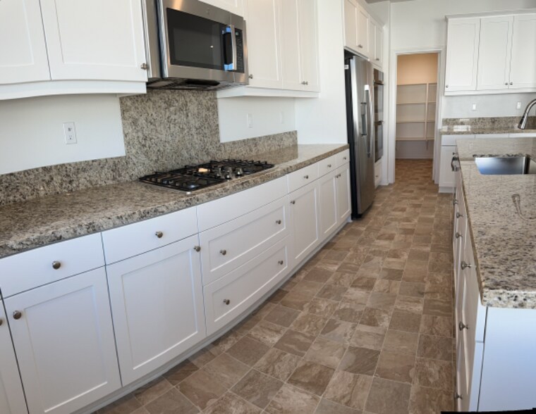 Building Photo - 1716 Mardi Gras Ln