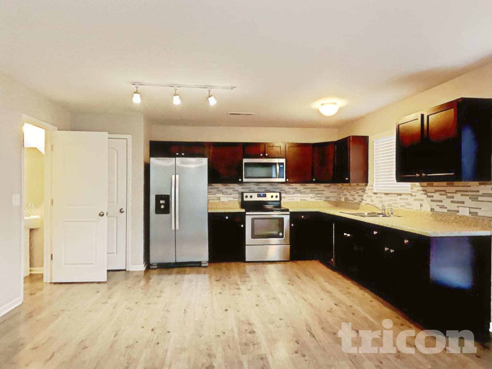 Building Photo - 12526 Garron Rd