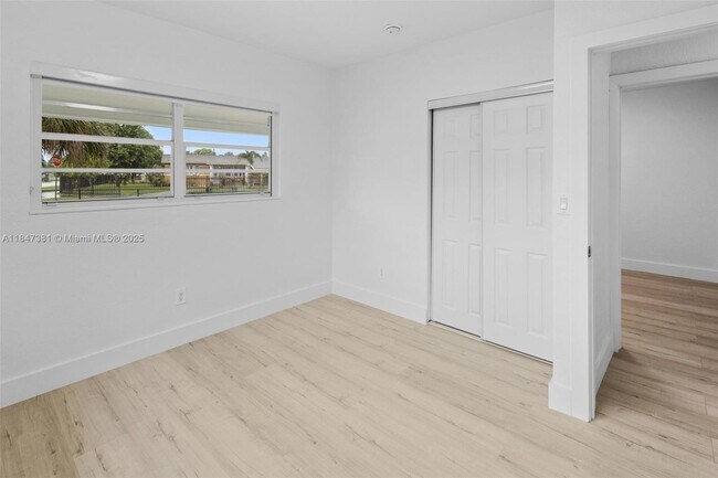 Building Photo - 18401 NW 42nd Ct