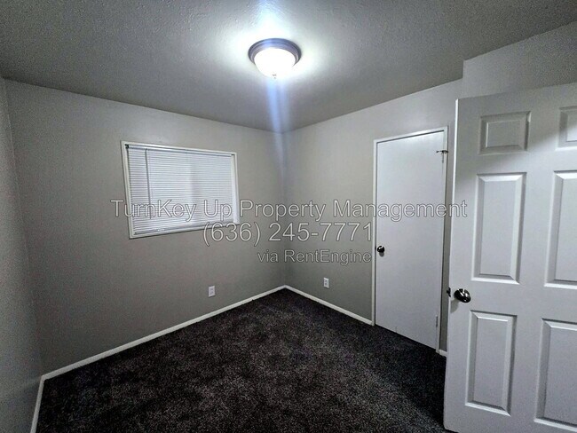Building Photo - 1012 Forestwood Dr