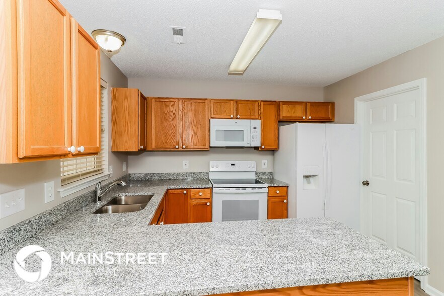 Building Photo - 4275 Cochran Rd