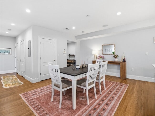 Building Photo - 45 L St