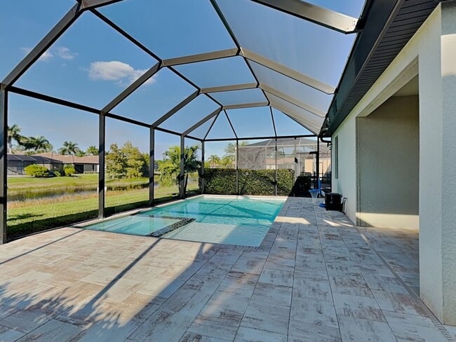 Building Photo - 11280 Reflection Isles Blvd