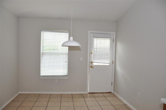 Building Photo - 12817 Paloma Blanca Way
