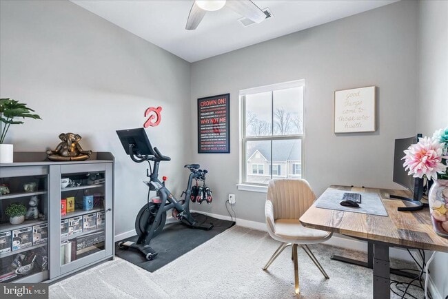 Building Photo - 5924 Pecking Stone St