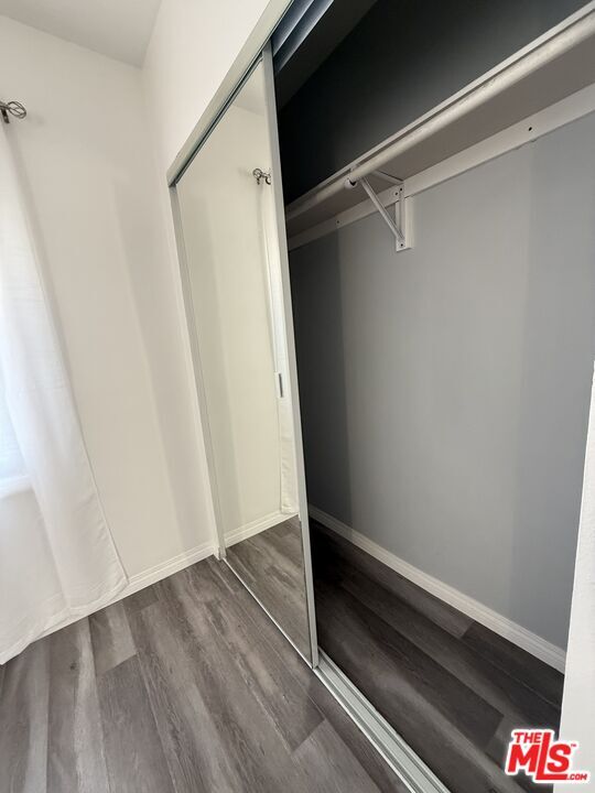 Building Photo - 10745 Saticoy St