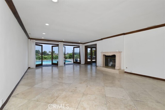 Building Photo - 3358 Red Rose Dr