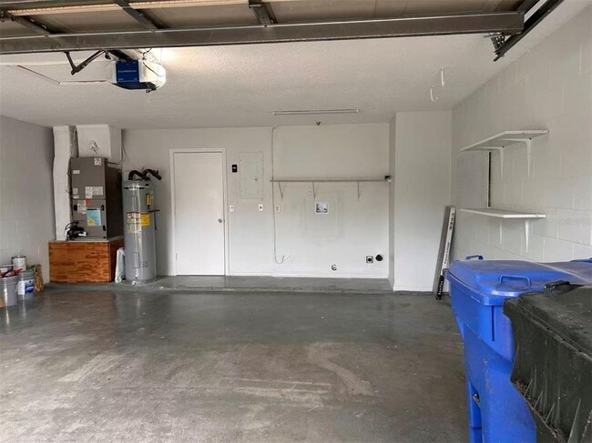 Building Photo - 1046 Whittier Cir