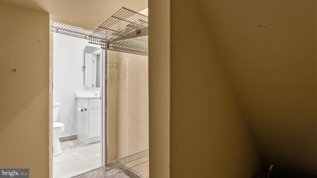 Building Photo - 4008 Waltham Ct