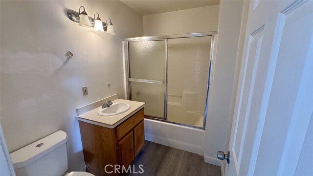 Building Photo - 715 Houchin Rd