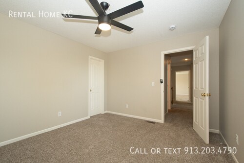 Building Photo - 18755 W 153rd Terrace