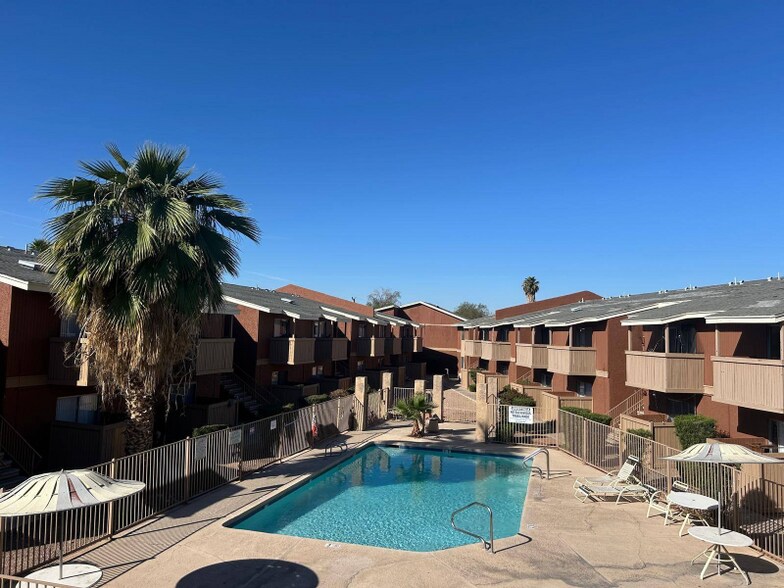 Building Photo - 4444 N 7th Ave