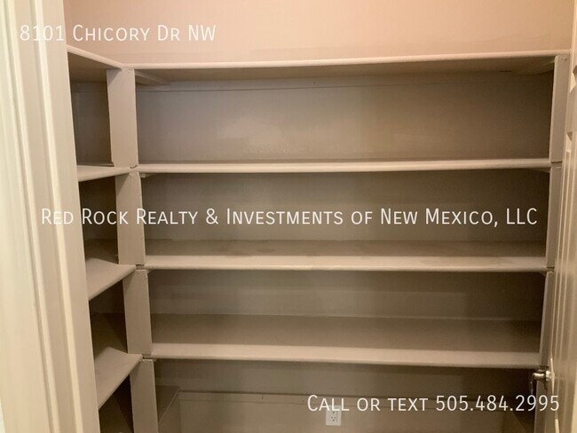 Building Photo - 8101 Chicory Dr NW