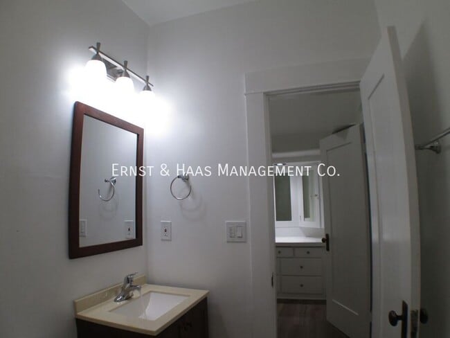 Building Photo - 969 2nd St