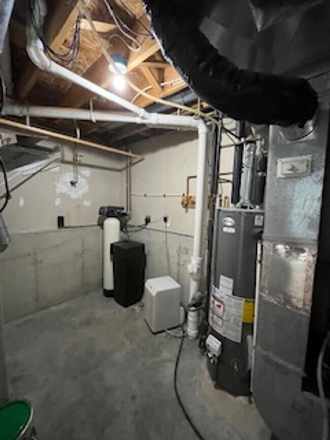 Building Photo - 514