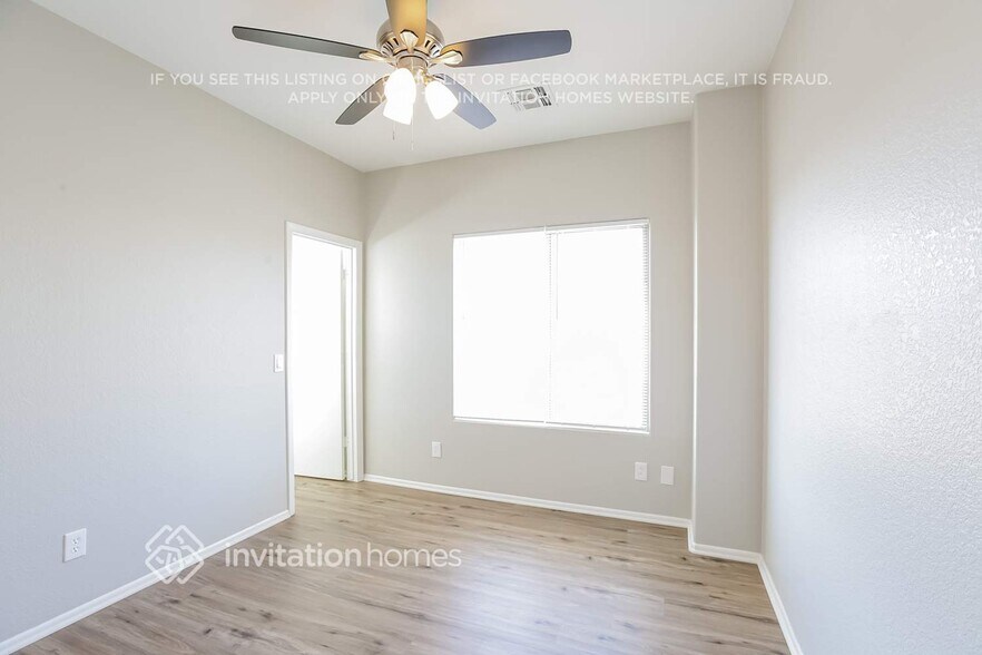 Building Photo - 2920 W Keim Dr