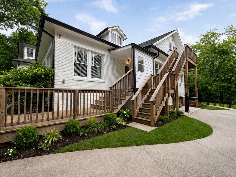 Building Photo - 1246 Monroe Dr NE