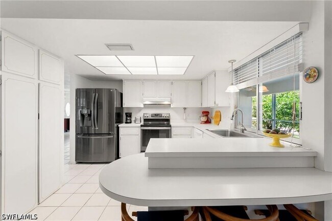 Building Photo - 751 Orchid Ct