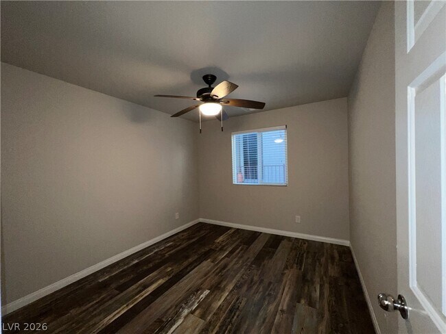 Building Photo - 10804 Leatherstocking Ave