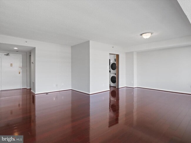 Building Photo - 3713 S George Mason Dr