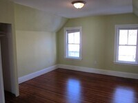 Building Photo - 25 Cutter St