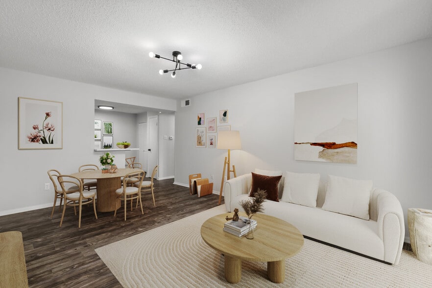 Primary Photo - Hazelwood Forest Apartments