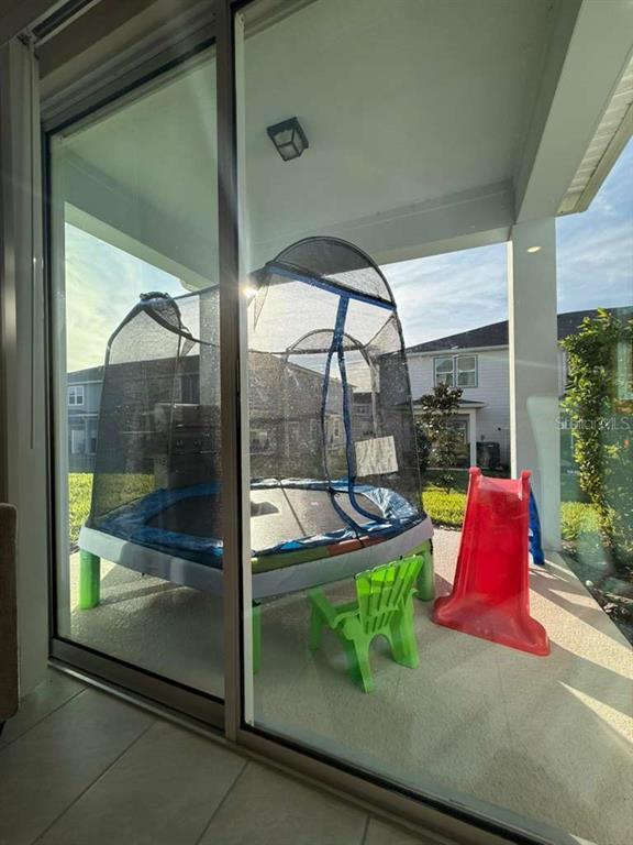 Building Photo - 2579 Winsome Wy