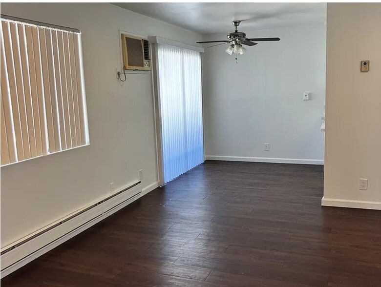 Building Photo - 14718 Magnolia Blvd