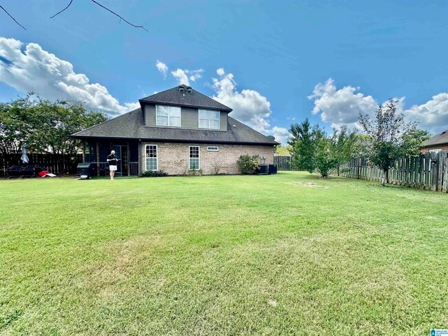 Building Photo - 277 Creekside Ln