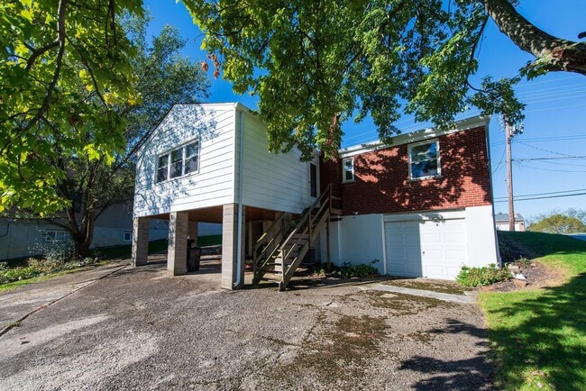 Building Photo - 4410 Race Rd