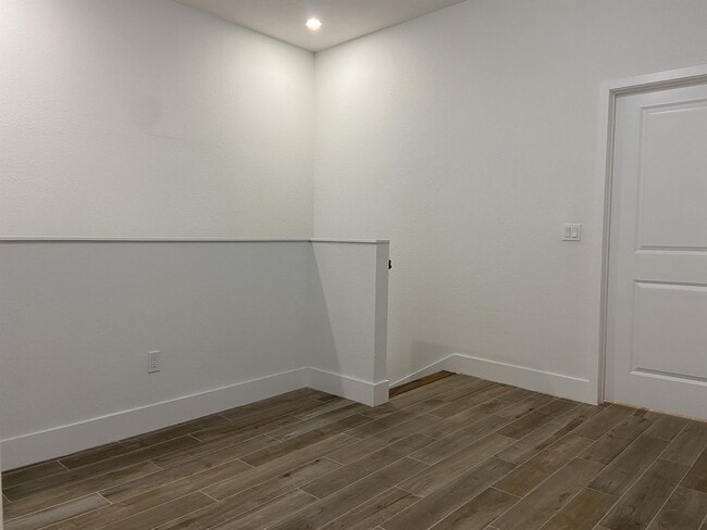 Building Photo - 365 Bella Sol Way