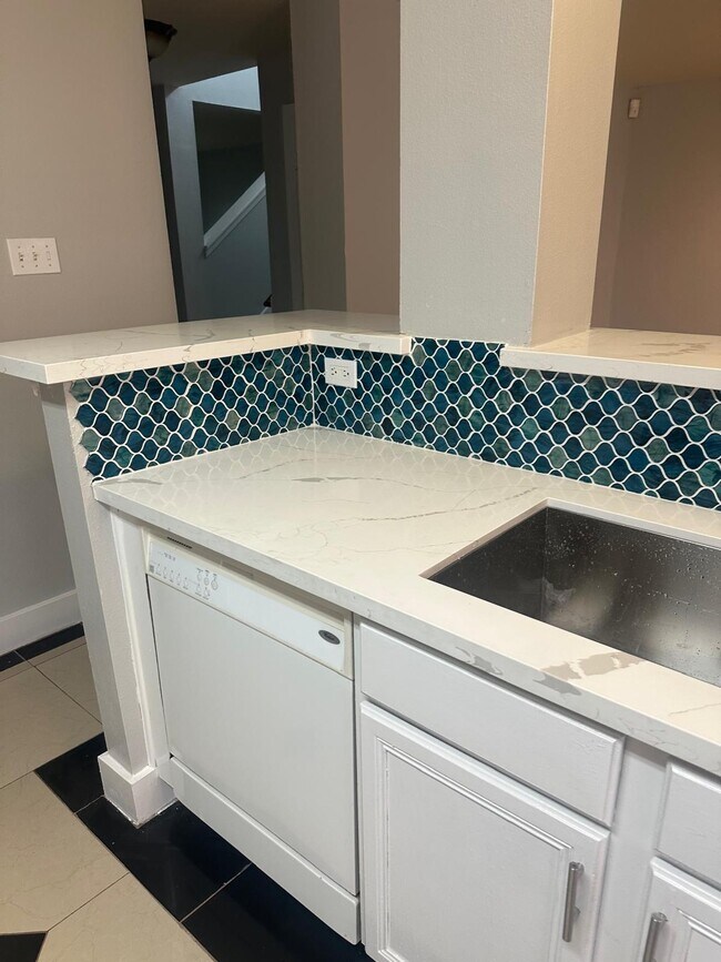 Building Photo - 19818 Lindenwick Ct