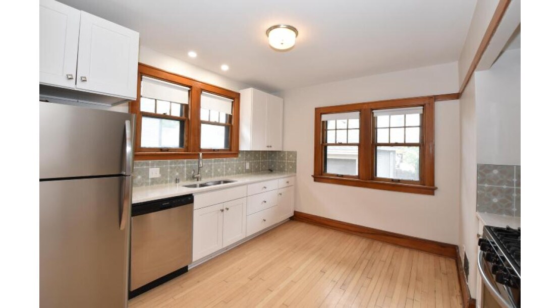Building Photo - 2533 N 72nd St
