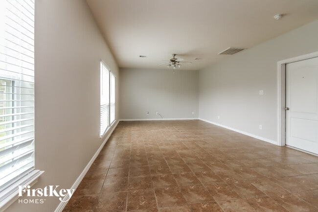 Building Photo - 517 Fieldhaven Ct