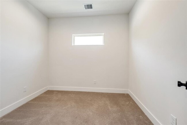 Building Photo - 5422 Wheatley St