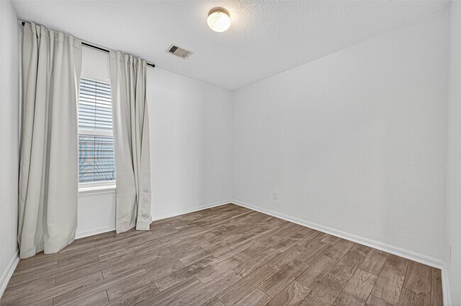 Building Photo - 3123 Peachstone Pl