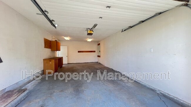 Building Photo - 1008 Davenport St