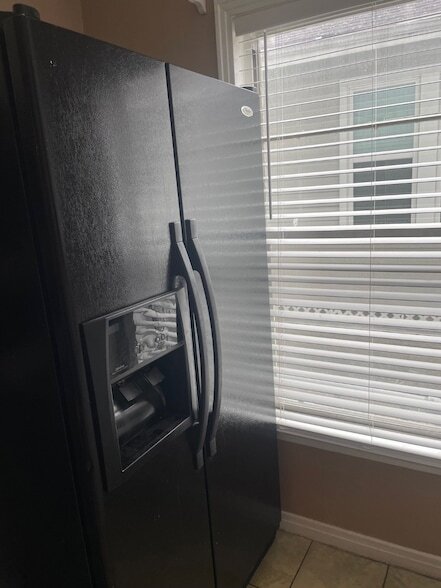 Building Photo - 537 Studewood St