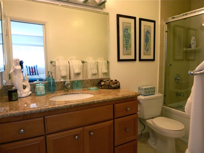 Building Photo - 43 23rd Ave