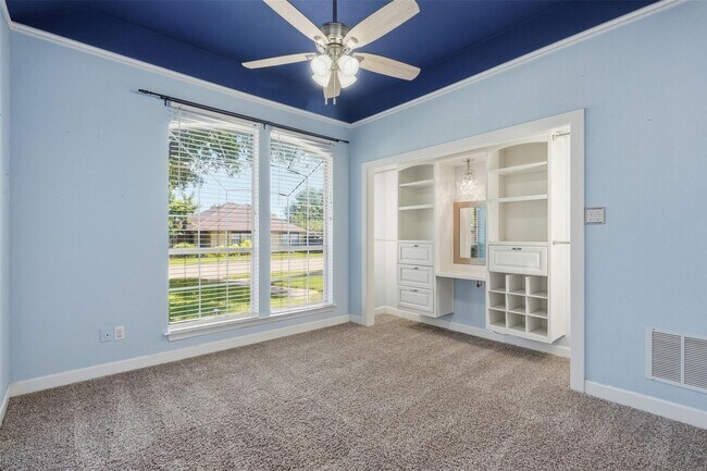 Building Photo - Home in Midlothian