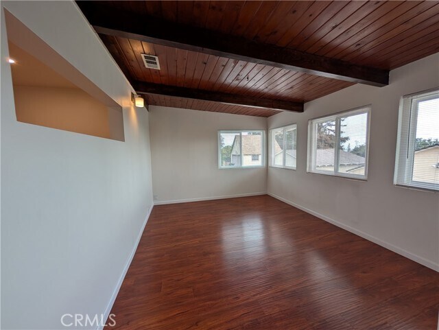 Building Photo - 1108 E Altadena Dr