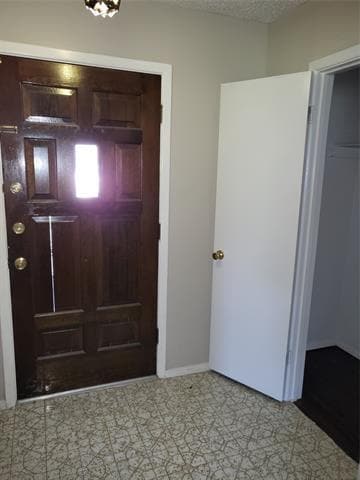 Building Photo - 3625 Stephenson Dr